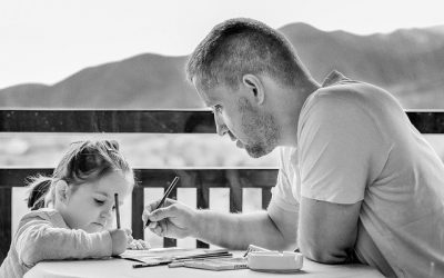 It Really Presents a Struggle for Females, Especially my Little Girl: Exploring Fathers’ Experiences Discussing Body Image with Their Young Daughters